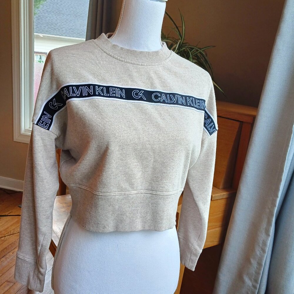 Calvin Klein Long Sleeve Crop Top